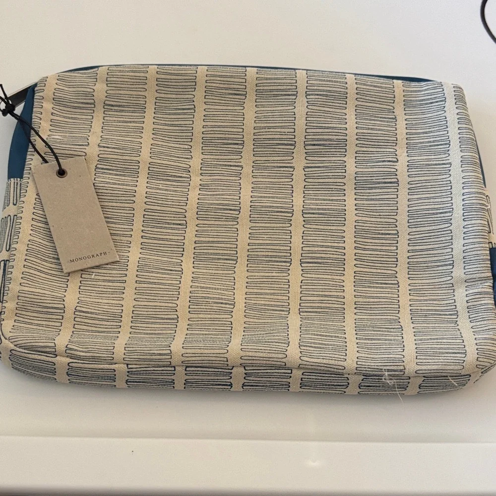 Stylish Blue and Cream Tablet Cover